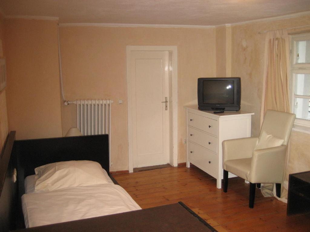 Waldhotel Ziegelstadel Stadtbergen Ruang foto