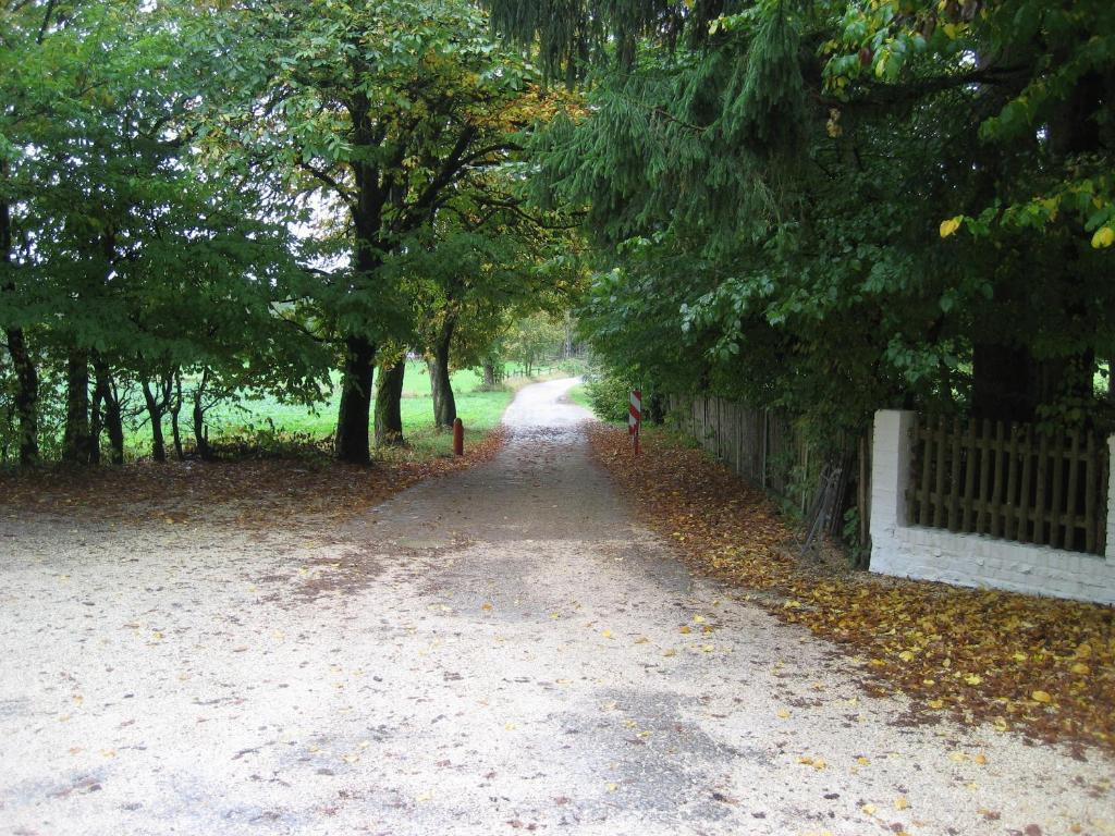 Waldhotel Ziegelstadel Stadtbergen Bagian luar foto