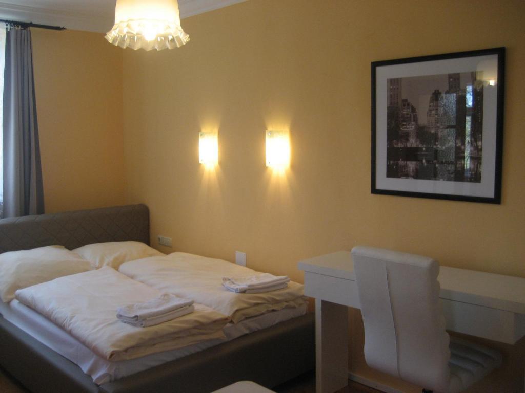 Waldhotel Ziegelstadel Stadtbergen Ruang foto